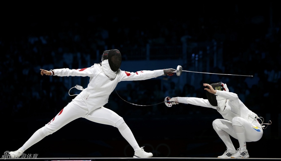 捷克女子击剑选手勇夺半决赛资格(捷克女子击剑选手勇夺半决赛资格视频)