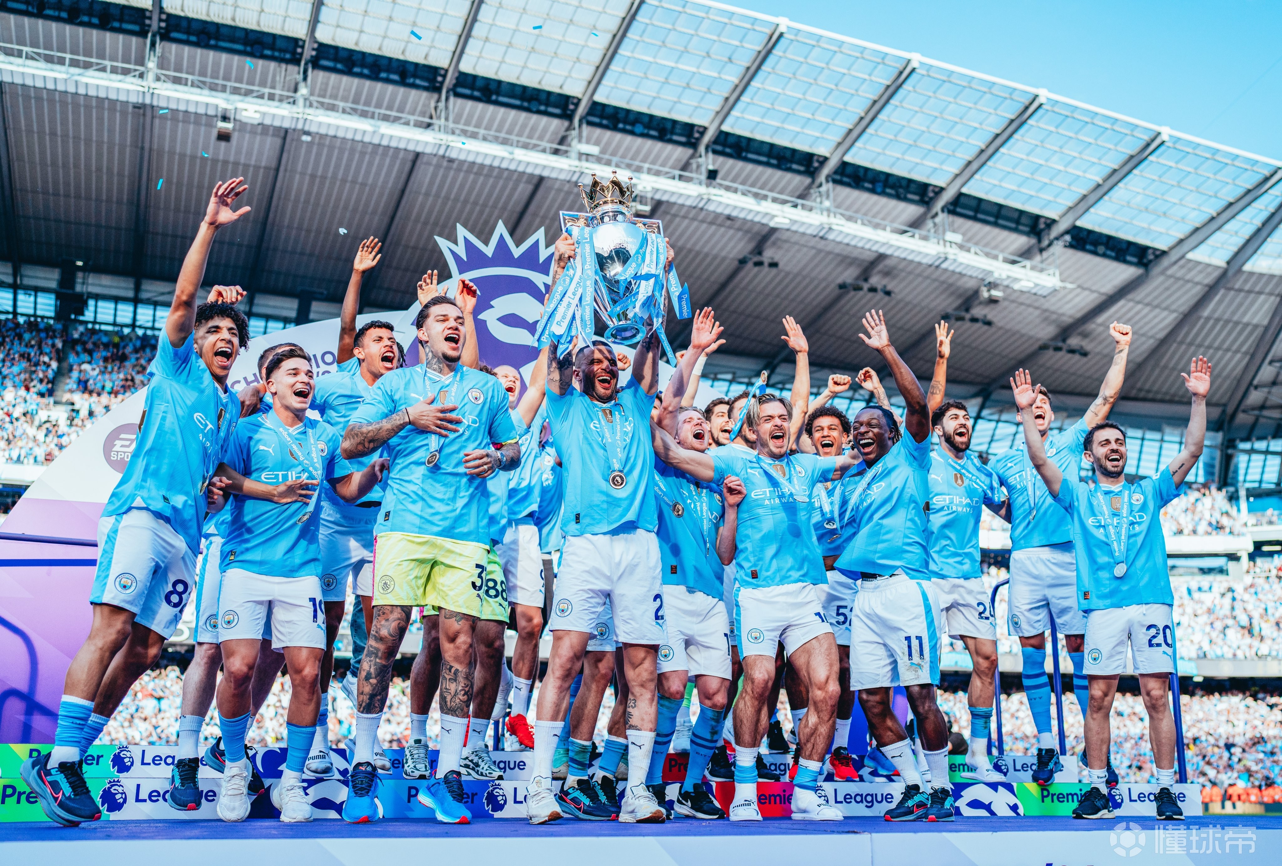 曼城成功晋级，进军欧洲联赛决赛