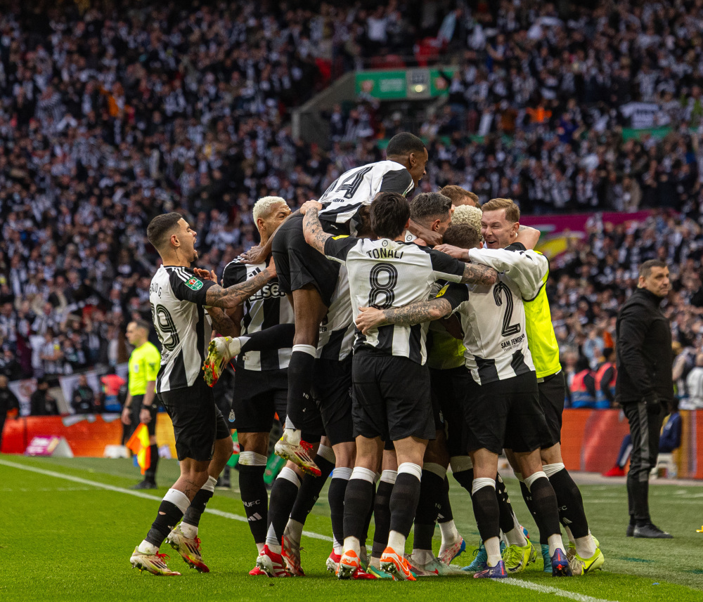 关于英格兰大比分击败斯洛伐克,小组领先优势巩固的信息 关于英格兰大比分击败斯洛伐克,小组领先优势巩固的信息