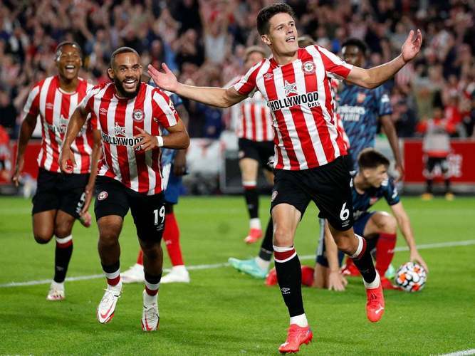 富勒姆主场击败布里斯托尔城，抢得三分的简单介绍