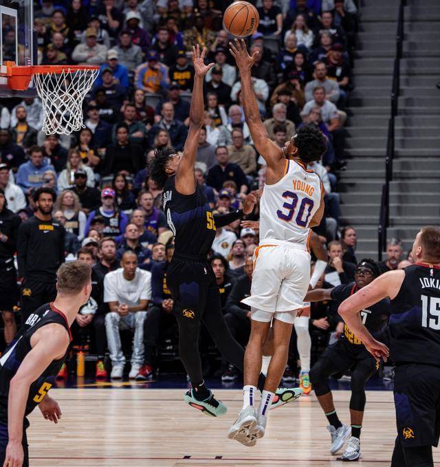 关于勇士成功逆袭,掘金遭逢失利的信息 关于勇士成功逆袭,掘金遭逢失利的信息