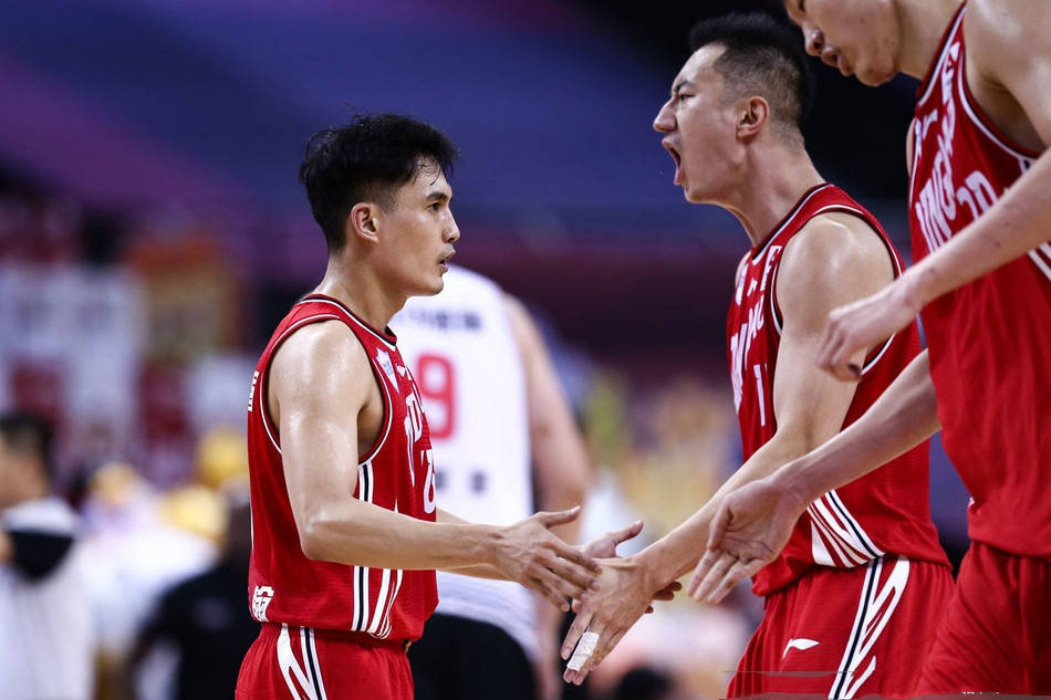 关于河南男篮奋起直追，成功晋级季后赛的信息