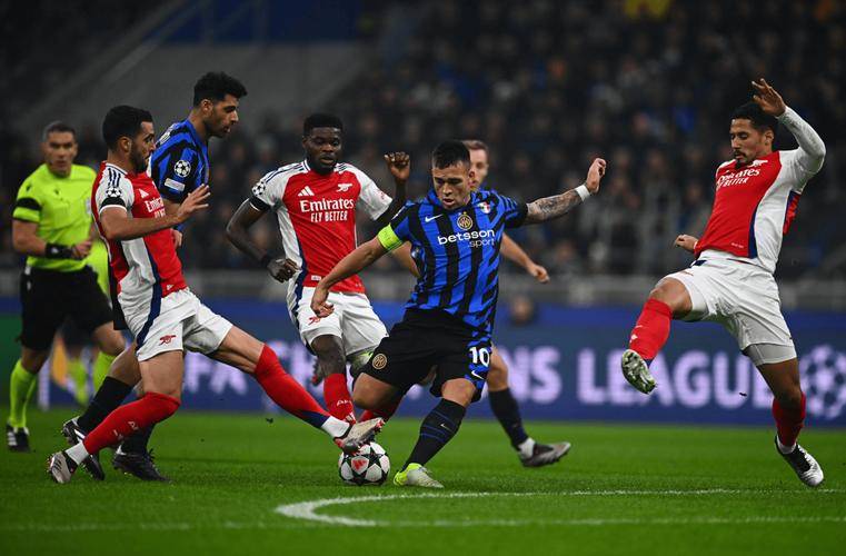 星空体育官方-包含热那亚主场一球小胜，摆脱降级区压力的词条